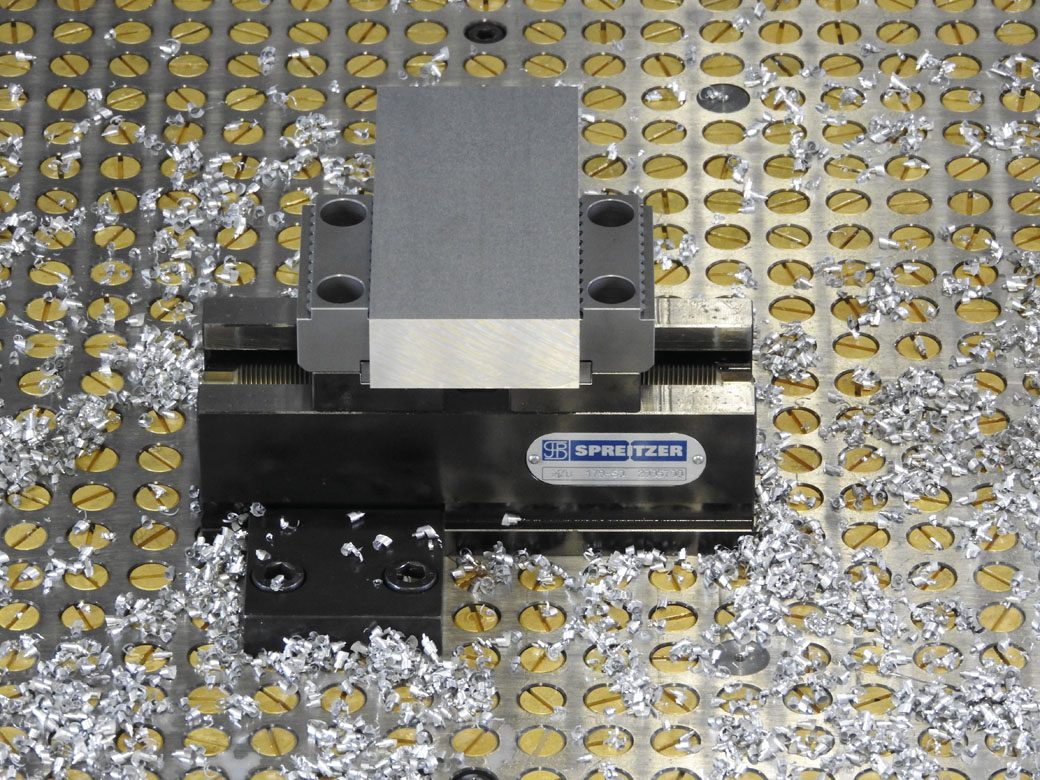 Mechanischer Zentrischspanner MZU 170-60 mit Grip-Wendebacken