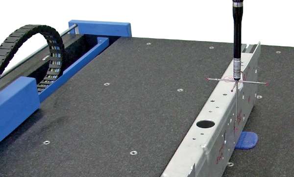 Anwendung ALUMESS Stick-Pad auf Koordinatenmessmaschine