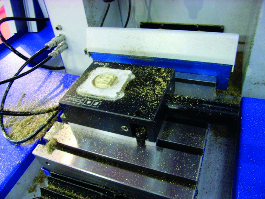 Gefrierspannplatte GF 50 Anwendungsbeispiel