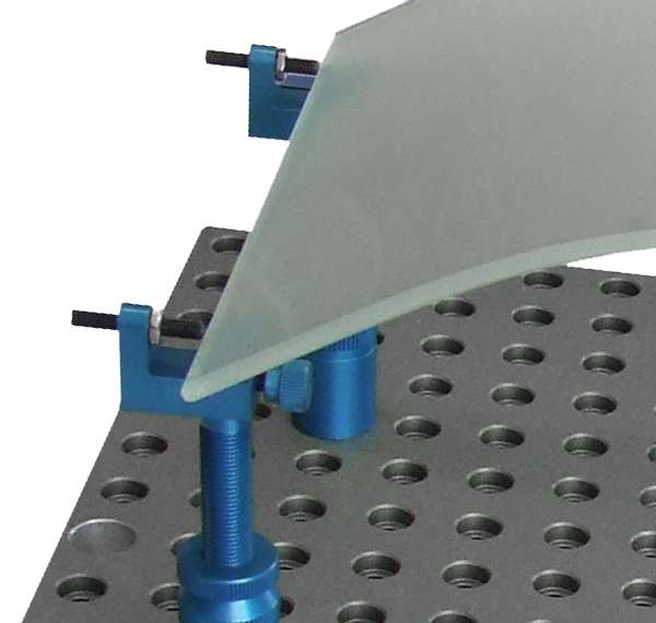 Aufbaubeispiel Auflagebolzen X-Anschlag auf Palette ALUMESS.maxx